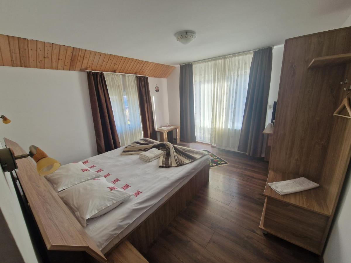 Ograda De La Munte Villa Бран Екстериор снимка