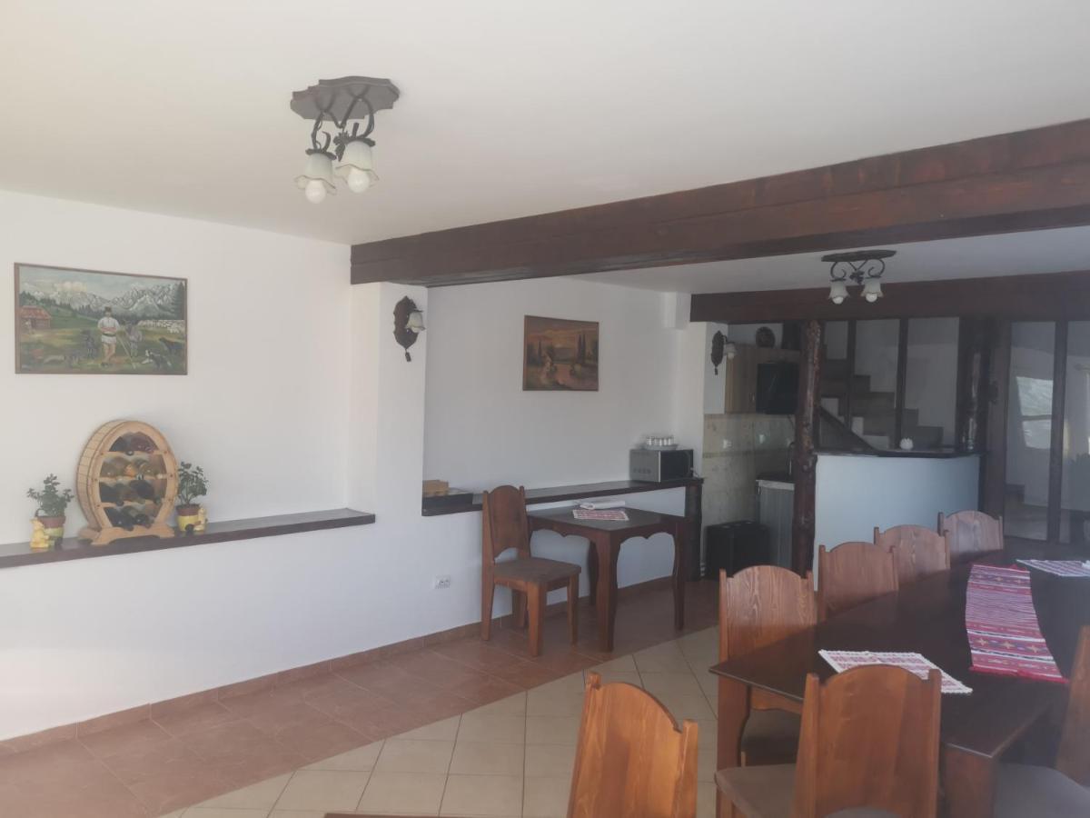 Ograda De La Munte Villa Бран Екстериор снимка